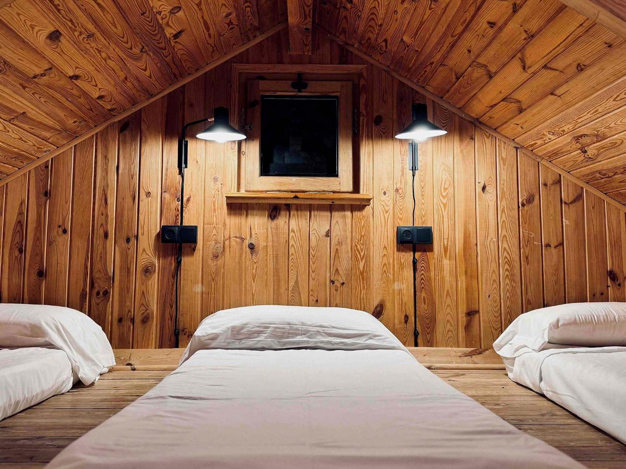 Basecamps Cerdanya Hotel Caixans Bilik gambar